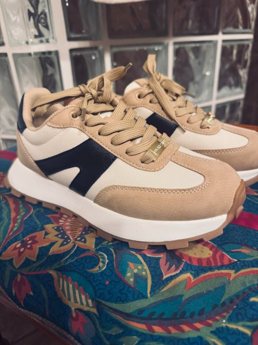 Women’s Platform Sneakers | Retro Classic Lace-Up Trainers